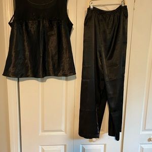 Women’s Ashley Stewart black pj’s w. Sheer yoke 2x(sold as one set)